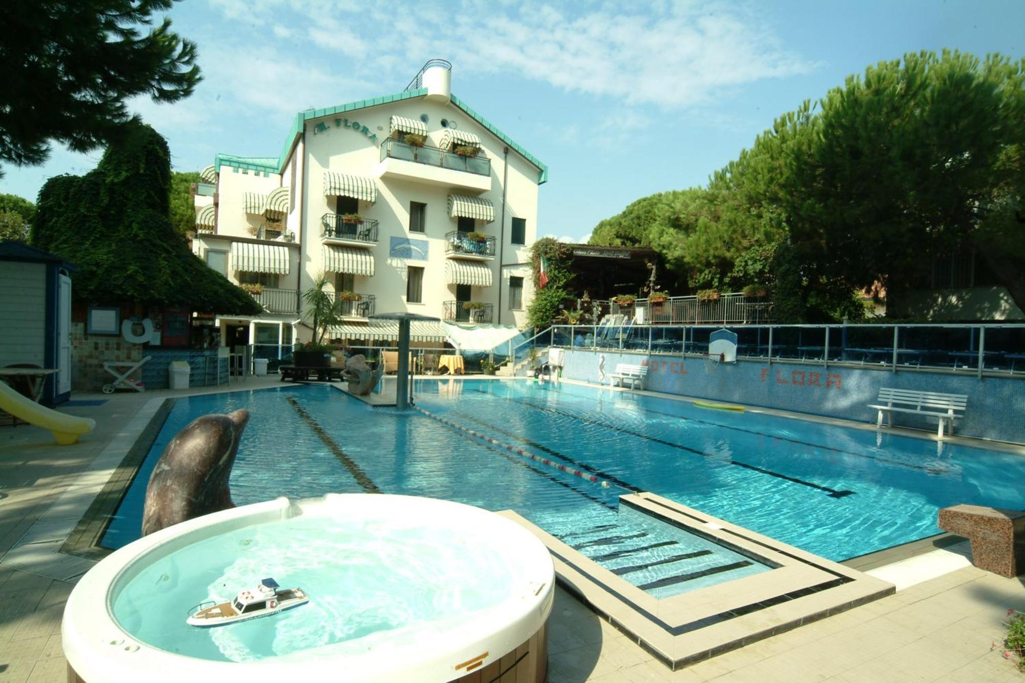 Hotel Flora Milano Marittima Ngoại thất bức ảnh