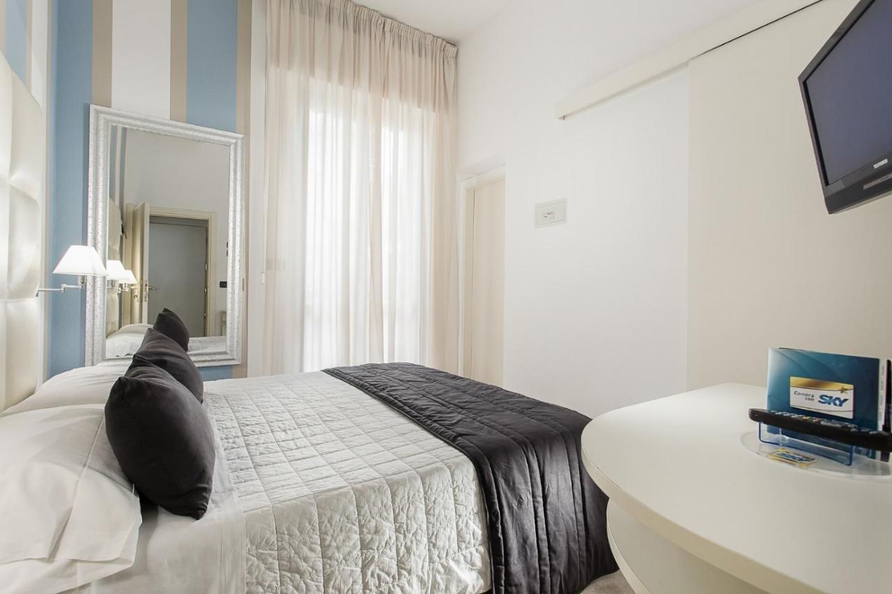 Hotel Flora Milano Marittima Ngoại thất bức ảnh